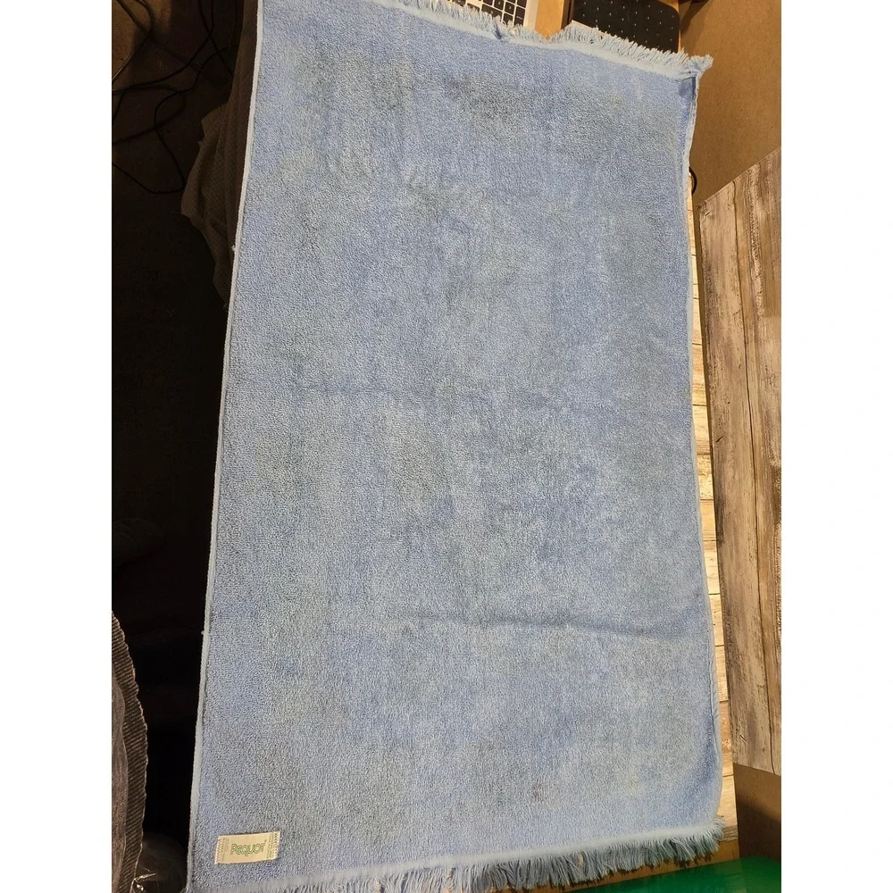 2 Vintage Pequot Blue Floral Bath Towels Rose Fringe 40x24 Cotton Lazy Daisy